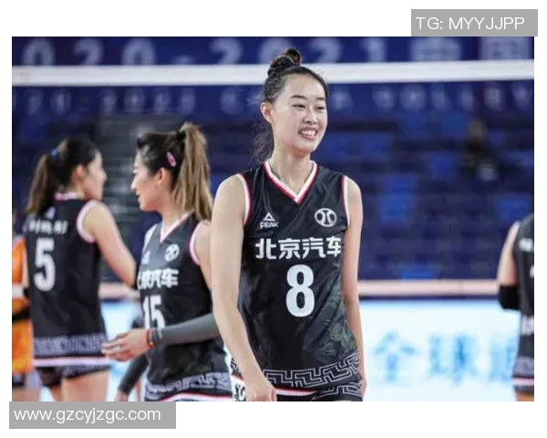 重庆排球队的速度变革引发热议全新战术与训练模式的探索与实践