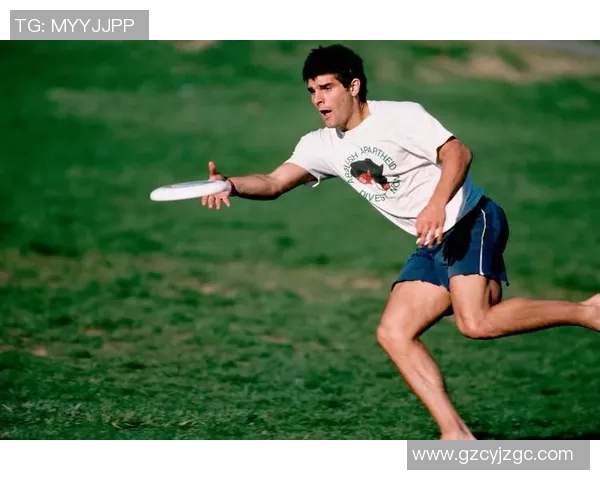 飞盘运动的魅力与挑战:深入探讨西安飞盘队的灵活性与团队协作 飞盘运动的魅力与挑战:深入探讨西安飞盘队的灵活性与团队协作