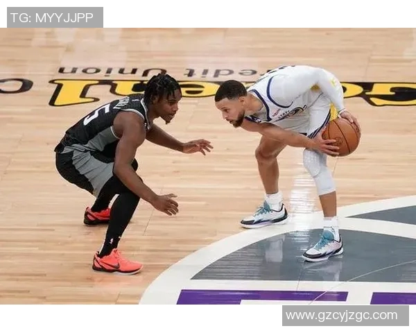 德阿隆福克斯如何引领萨克拉门托国王重返季后赛的辉煌之路