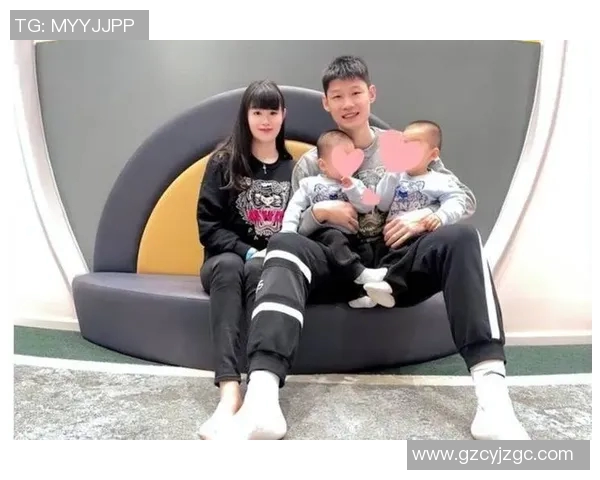 胡金秋：从青涩少年到篮球明星的成长之路与奋斗故事