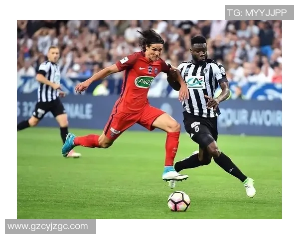 芬洛与埃因霍温对决进球网精彩瞬间回顾与分析