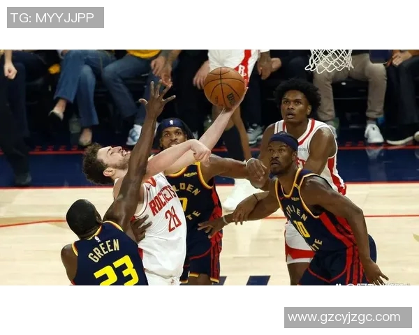 2019年火箭队与湖人队激战回顾：明星对决与战术较量的精彩瞬间