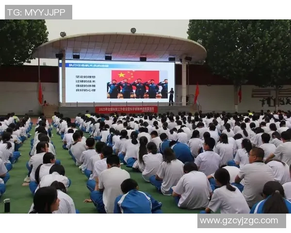 姜宇星的成长之路：从普通少年到闪耀星辰的奋斗故事