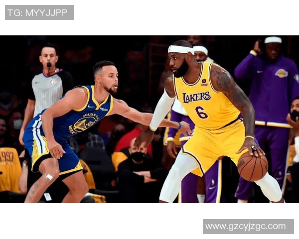 安东尼与弗格森激战正酣谁将成为这场巅峰对决的胜者 安东尼与弗格森激战正酣谁将成为这场巅峰对决的胜者